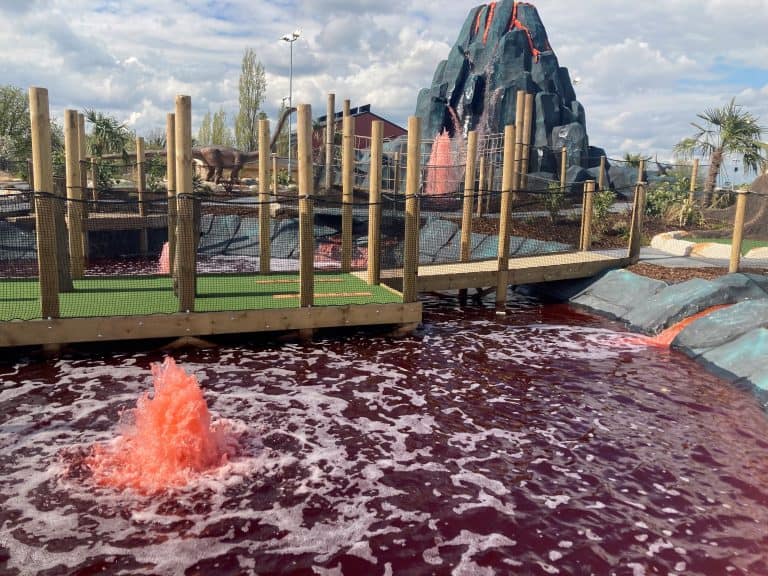 Lagoon Red