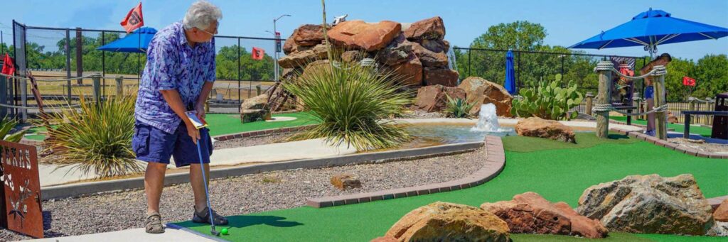 Improve-Your-Mini-Golf-Skills-With-Easy-Tips-Tricks
