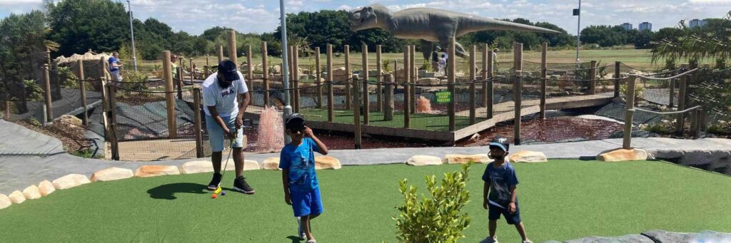 Why-Adventure-Golf-Course-Experience-is-Perfect-For-Team-Building-Events